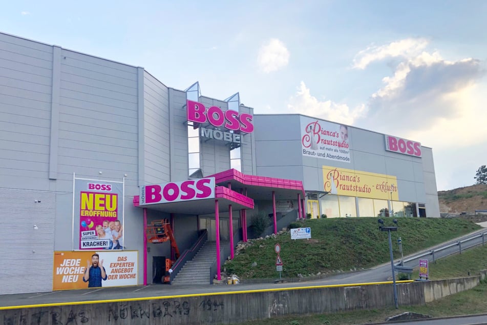 SB-Möbel Boss in Lichtenfels