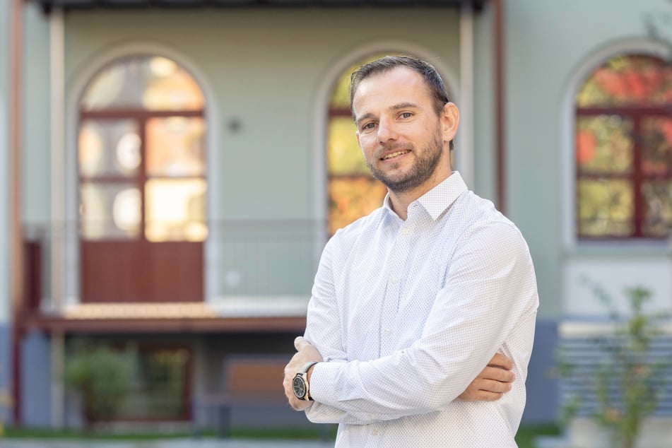 Robin Schmidt (38) von der Vonovia findet die neuen Wohnungen bezahlbar.