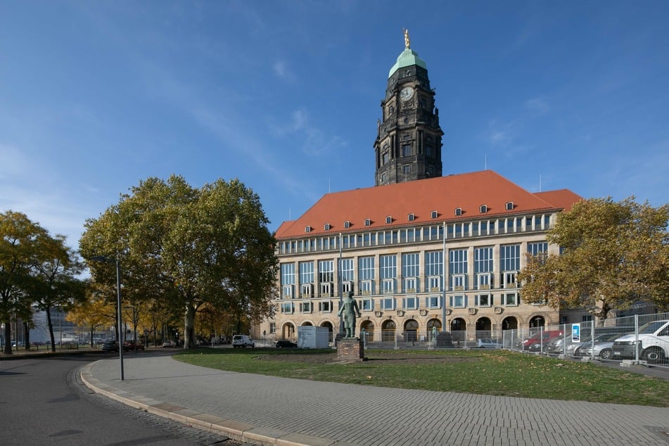 Impfaktionen sind einer Auflistung im Internet zufolge etwa im Neuen Rathaus Dresden geplant.