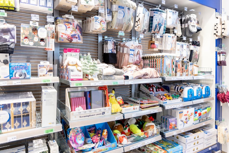 ROSSMANN füllt Regale ab Montag (24.11.) mit diesen tollen Sachen