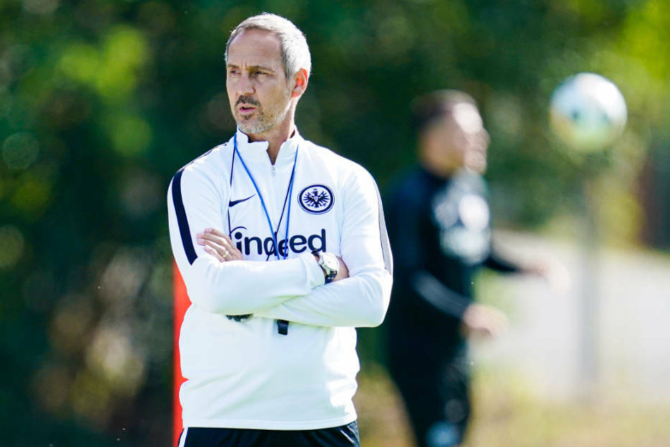 Trainer Adi Hütter und die Kicker von Eintracht Frankfurt haben das erste Training nach der Quarantäne genossen (Archivbild).