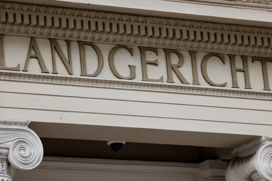 Mädchen (7) missbraucht und bewusstlos gewürgt: Teenager kassiert heftige Jugendstrafe