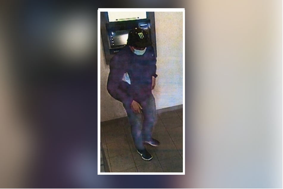 Diese Person hob mit einer geklauten EC-Karte unbefugt Geld ab.