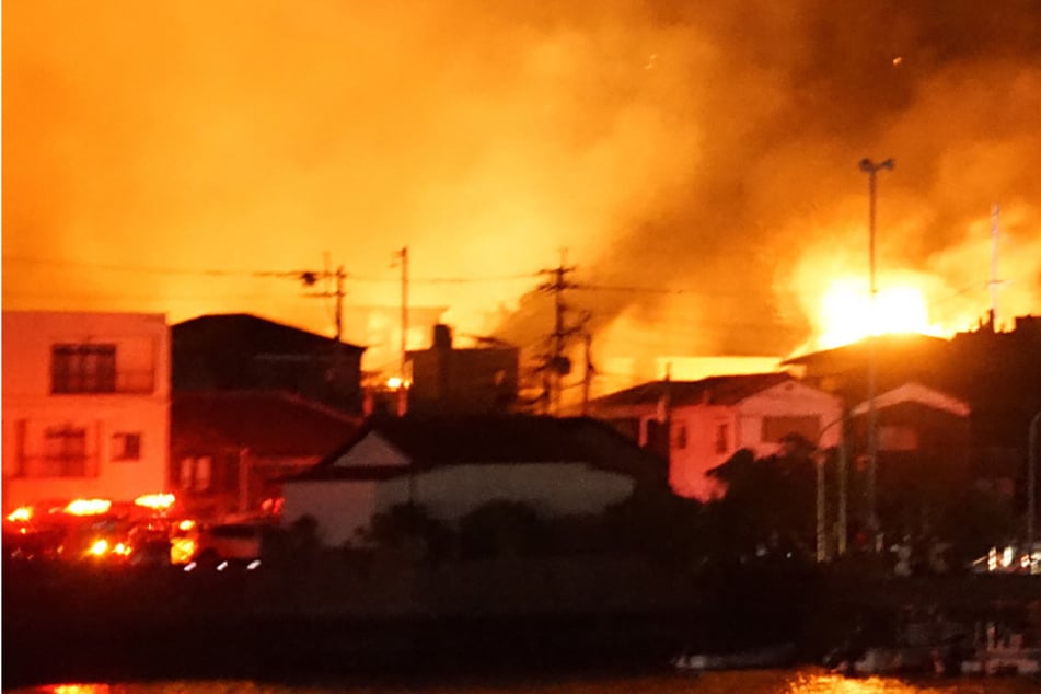 Schlimmstes Feuer seit fast 50 Jahren: Ein Toter und 170 zerstörte Gebäude bei Großbrand