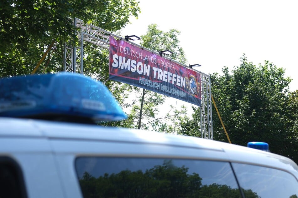 Die Polizei zieht eine positive Bilanz: In diesem Jahr gab es im Vergleich zum Vorjahr deutlich weniger Straftaten auf den Simson-Treffen.