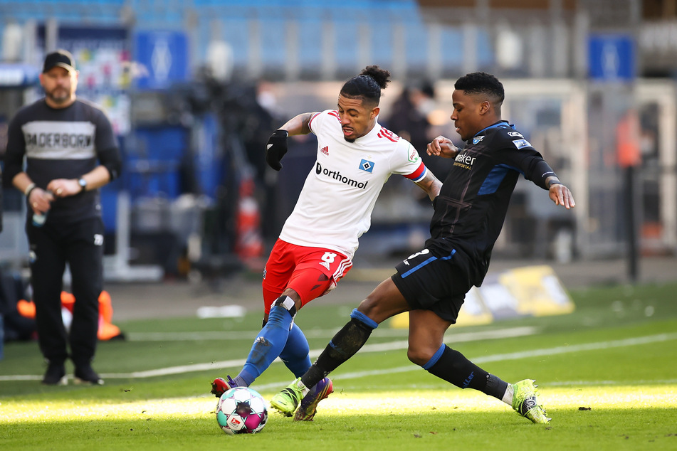 Jeremy Dudziak (25, im weißen Trikot) wurde zuletzt beim HSV suspendiert, in der kommenden Saison muss er sich neu beweisen.