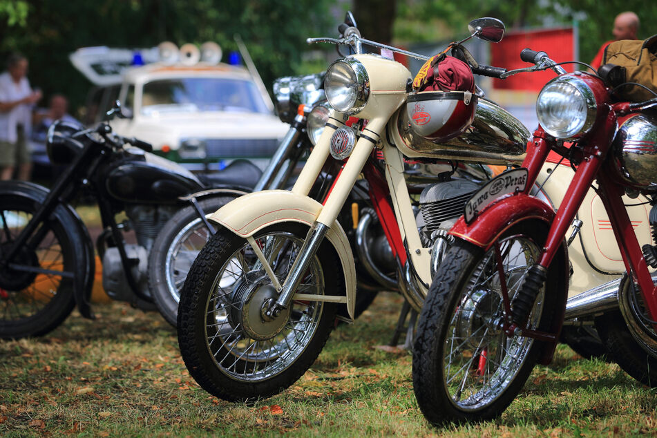 Dem 82-Jährigen 2015 eine Jawa C7 von 1963, eine Royal Enfield von 1962 und eine Pannonia von 1957 gestohlen. (Symbolbild)