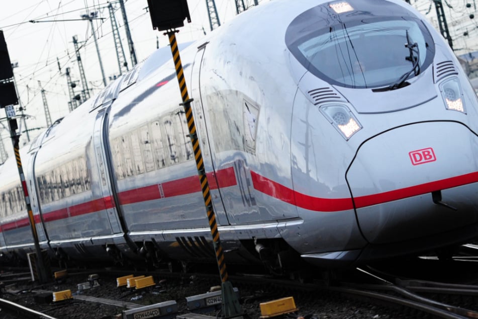 Wegen Notarzteinsatz: ICE-Strecke Köln-Frankfurt gesperrt
