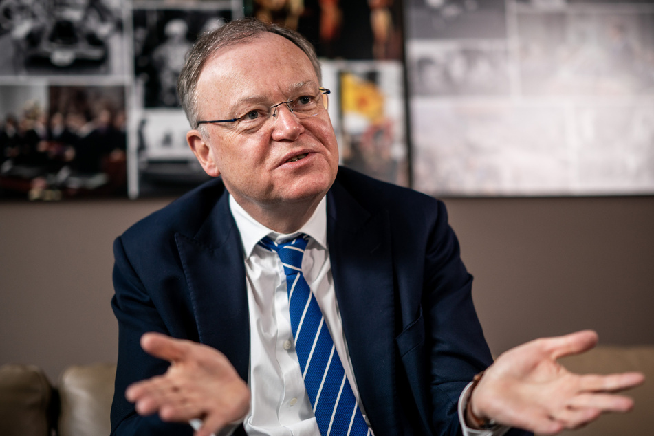 Stephan Weil (62, SPD), Ministerpräsident von Niedersachsen, während eines Interviews.