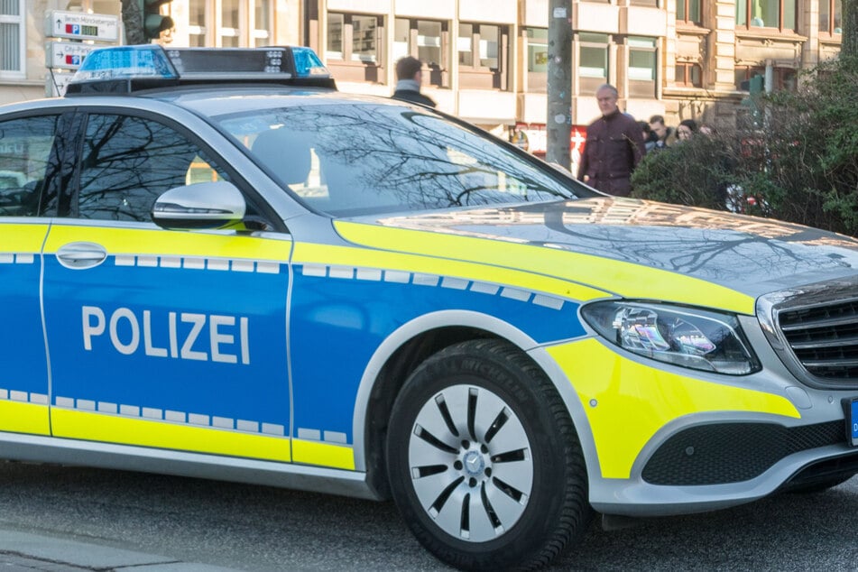 Polizei befreit Achtjährige im Sauerland! "Hat die Außenwelt nie gesehen"