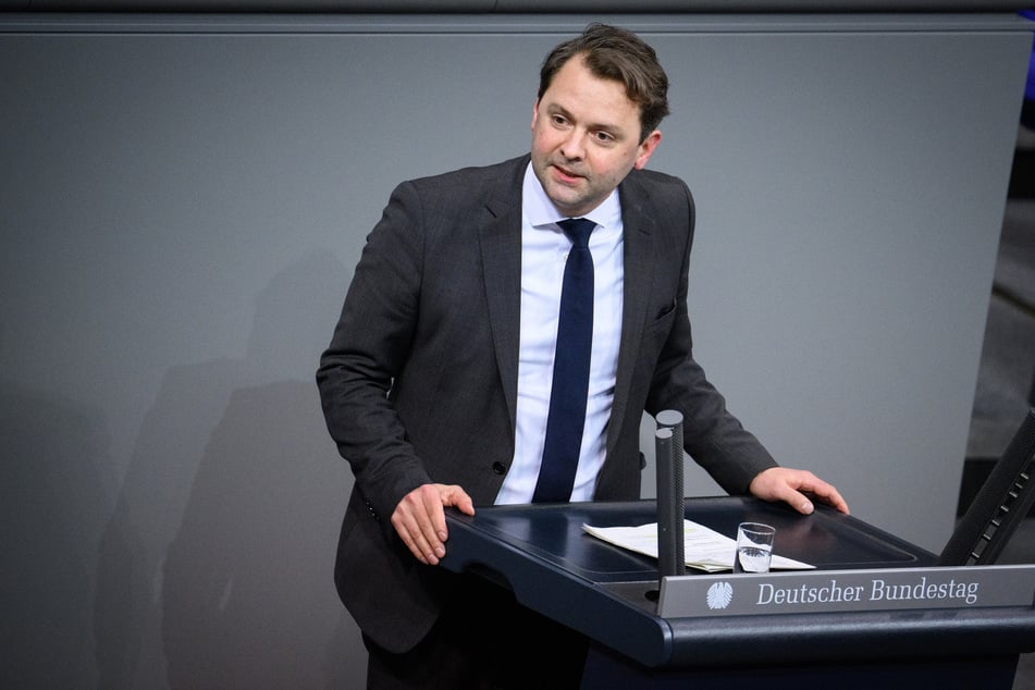 CSU-Politiker Andreas Lenz (44) forderte weitere Maßnahmen.