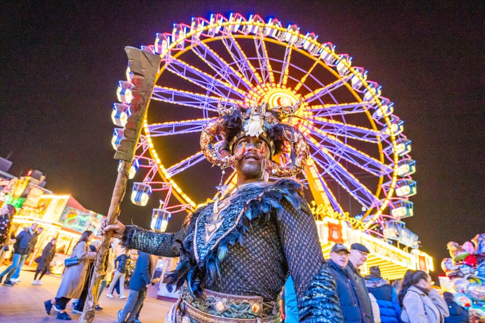 Auf dem 695. Hamburger Winterdom wartet ein Neuheiten-Trio auf die Besucher.