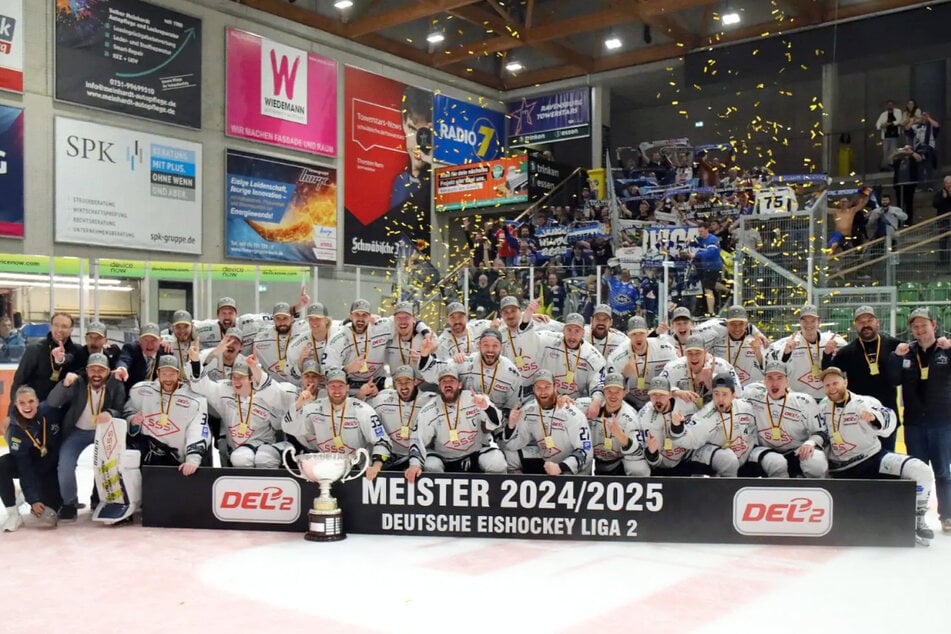 Zum dritten Mal wird das Rudolf-Harbig-Stadion zur Eishockey-Bühne. Eislöwen und Eisbären treffen sich beim DEL WINTER GAME 2026 - powered by MagentaSport zu einem besonderen Duell.