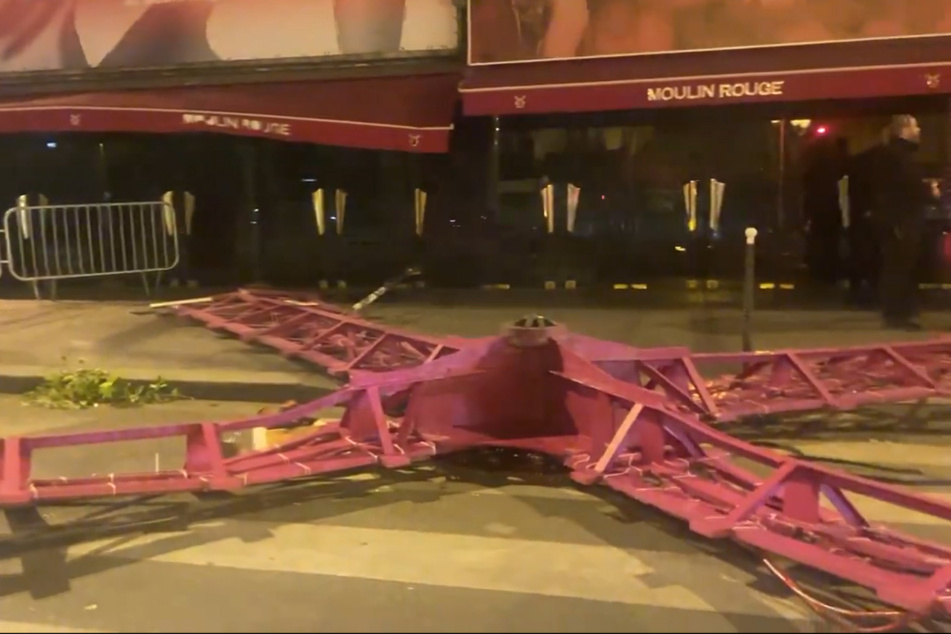 "Moulin Rouge": Wahrzeichen in Paris eingestürzt!