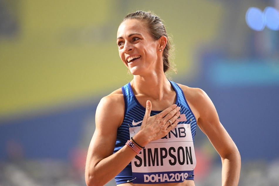 Jenny Simpson (39) ist nach ihrem Kollaps auf dem Weg der Besserung.