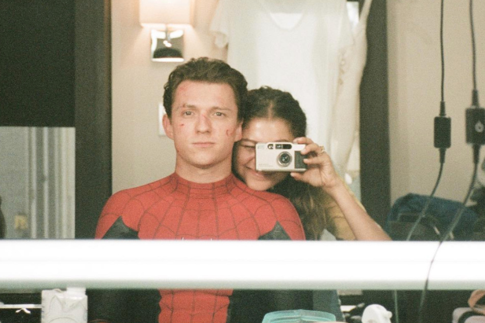 Tom Holland (l.) and Zendaya first confirmed their relationship in 2021.