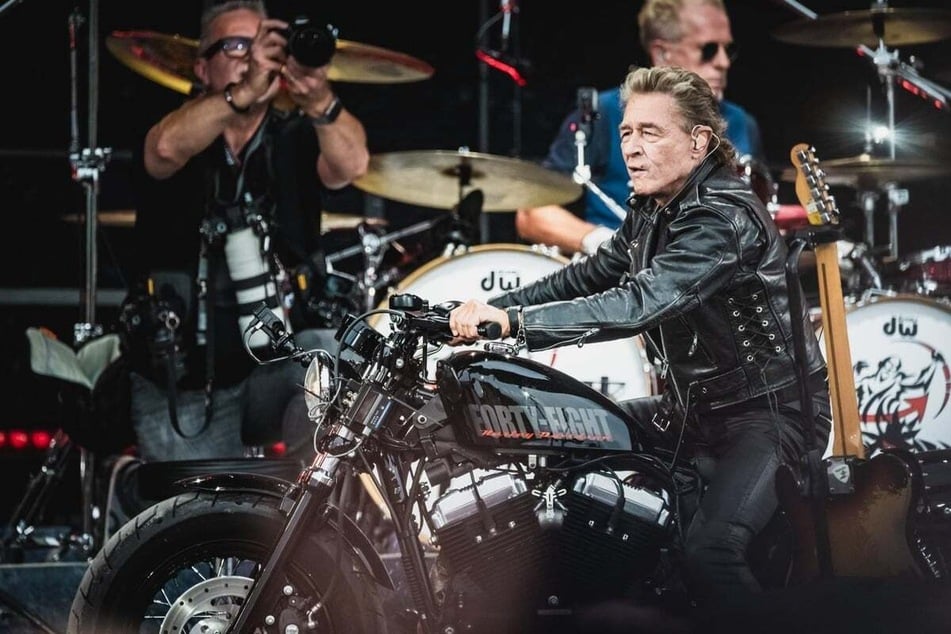 Musiker Peter Maffay (75) führt in diesem Jahr die Motorrad-Parade auf den Harley Days in Hamburg an.