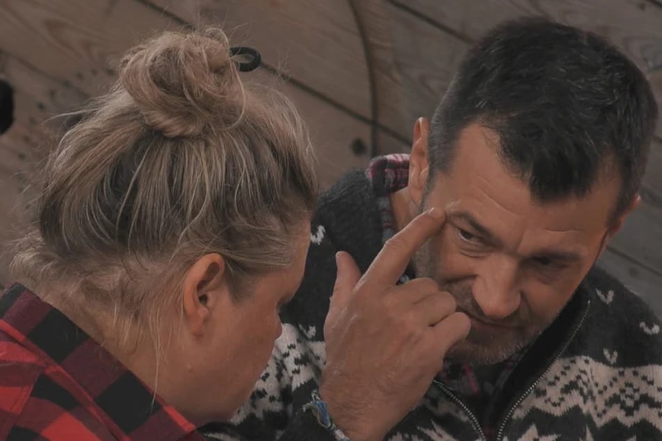 Promi Big Brother: Nach dem Exit: Achim Petry über Konflikte im Haus, Papa Wolle und Zukunftspläne