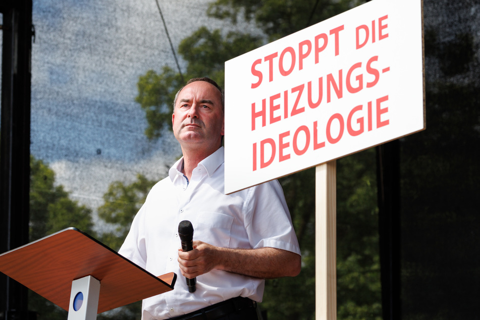 Die Rede von Hubert Aiwanger (52) auf einer Demonstration in Erding gegen das Heizungsgesetz hat ein Nachspiel.