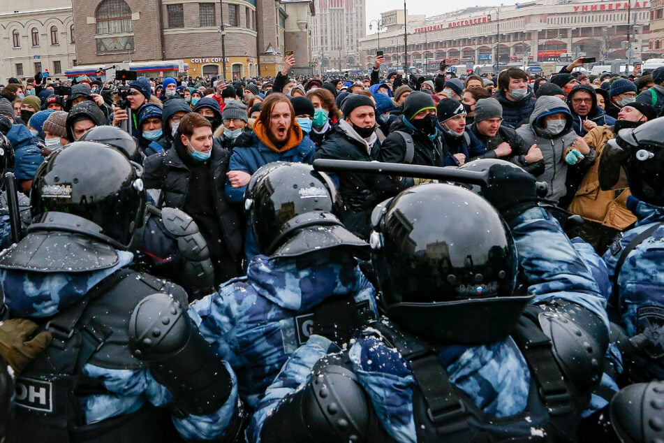Tausende Festnahmen bei Protesten für ein "Russland ohne Putin"
