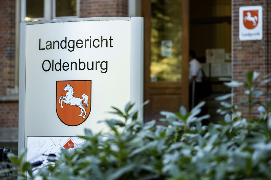 Das Landgericht Oldenburg befasst sich ab Dienstag mit einem Messermord. (Archivbild)