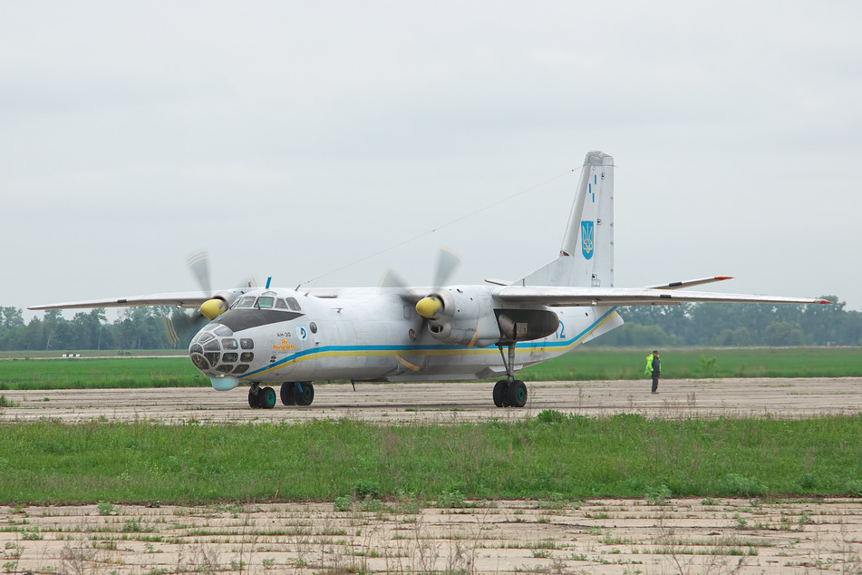 Mit einer Antonov AN-30 stürzte Pawel in der Wildnis Sibiriens ab. Pilot und Co-Pilot kamen ums Leben.