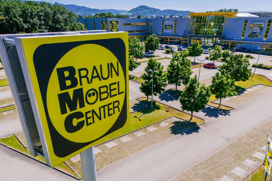 Nur für kurze Zeit gibt diese Möbelkette hohen Rabatt auf Möbel und Küche