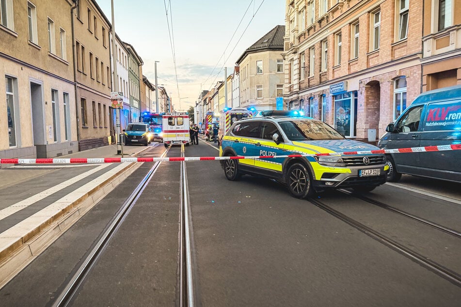 Die Polizei sperrte den Bereich ab.