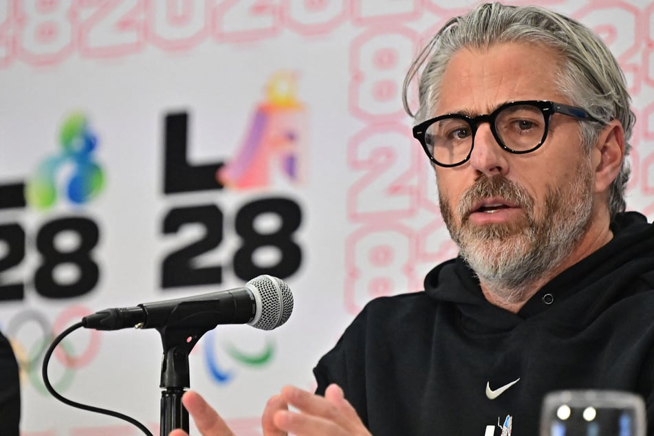 Los Angeles officials urge Olympic chief to resign over shocking Epstein file emails