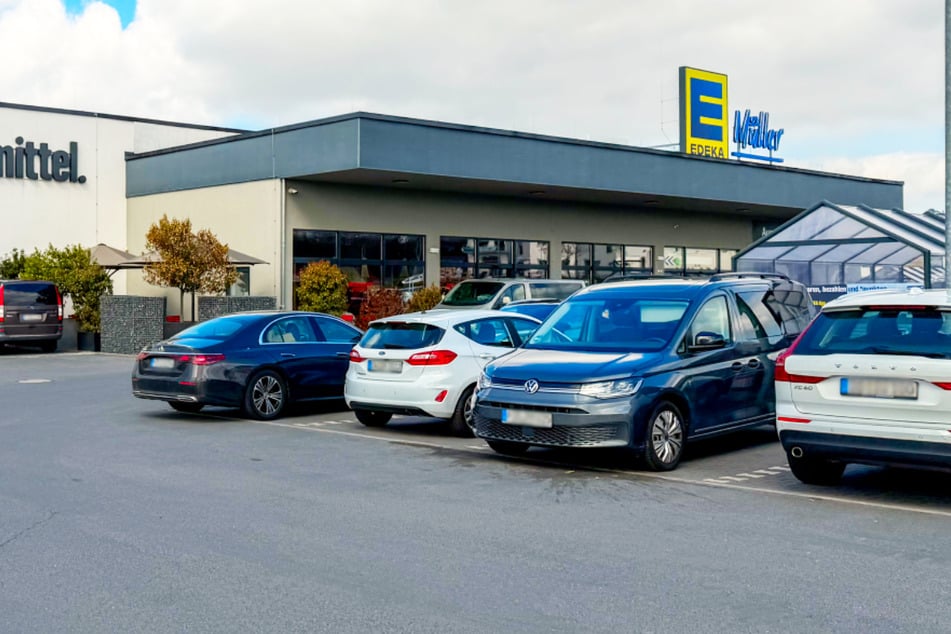 Volle Parkplätze bei EDEKA: Diese Angebote ab Montag (20.4.) sind der Grund