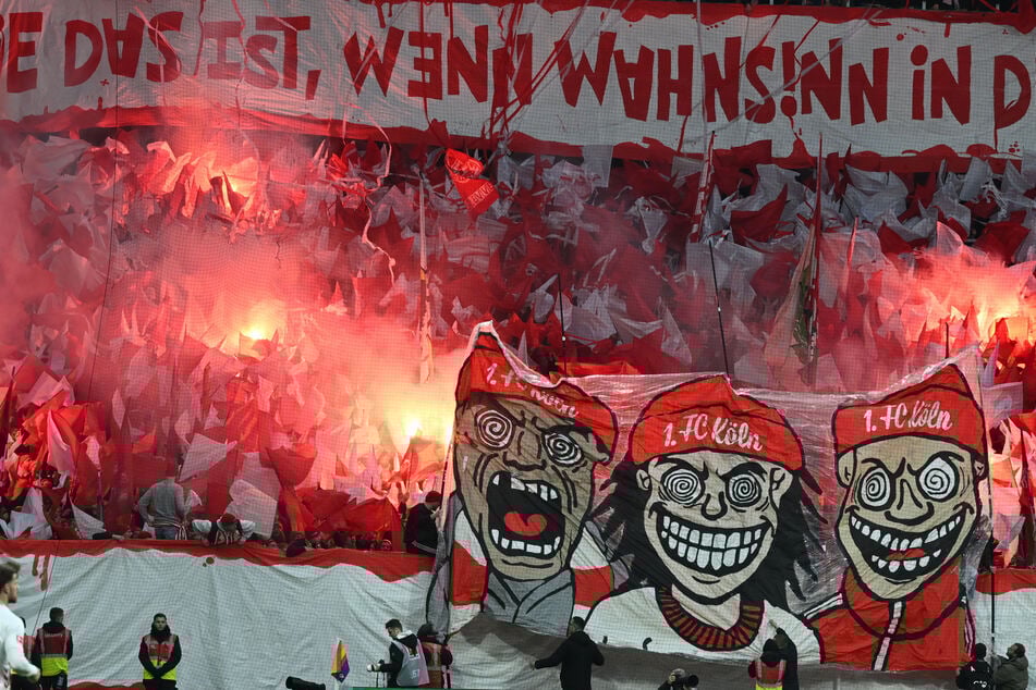 Zwei Anhänger des 1. FC Köln sollen beim Einlass intensiv kontrolliert worden sein, was zu einem Boykott eines Großteils der Fans führte. (Archivfoto)