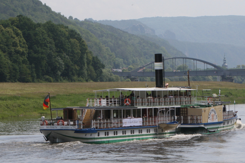 Flotten-Freunde demonstrierten am Samstag am Anleger.