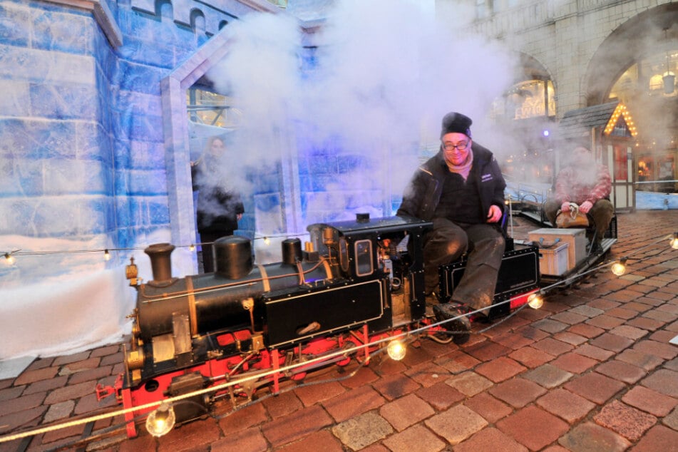 Ein neues Highlight in der CSg-Winterlounge: die Mini-Dampflock.