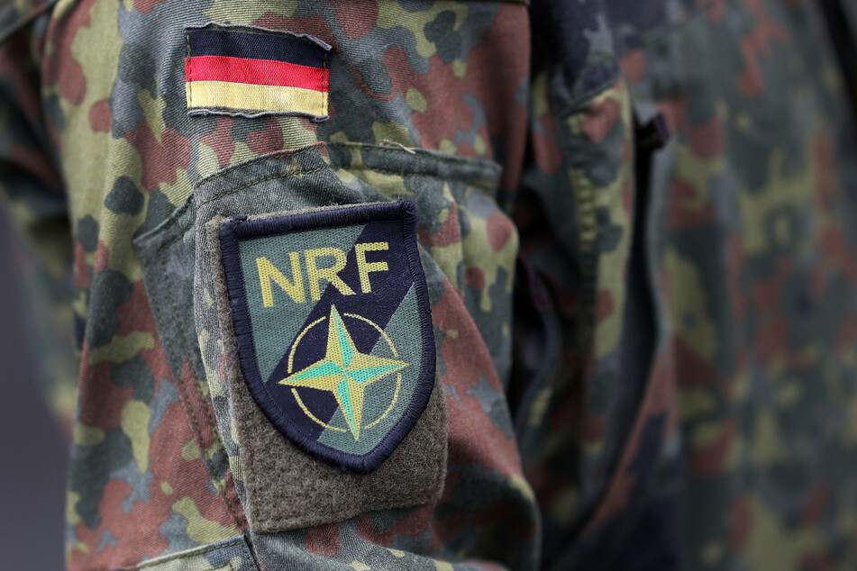 Die Eingreiftruppe der NATO umfasst bislang fast 40.000 Soldatinnen und Soldaten