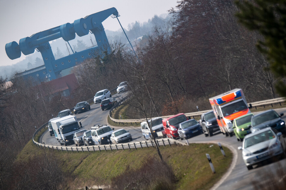 Autofahrer aus Sachsen kommt auf Usedom in Gegenverkehr: Sechs Verletzte