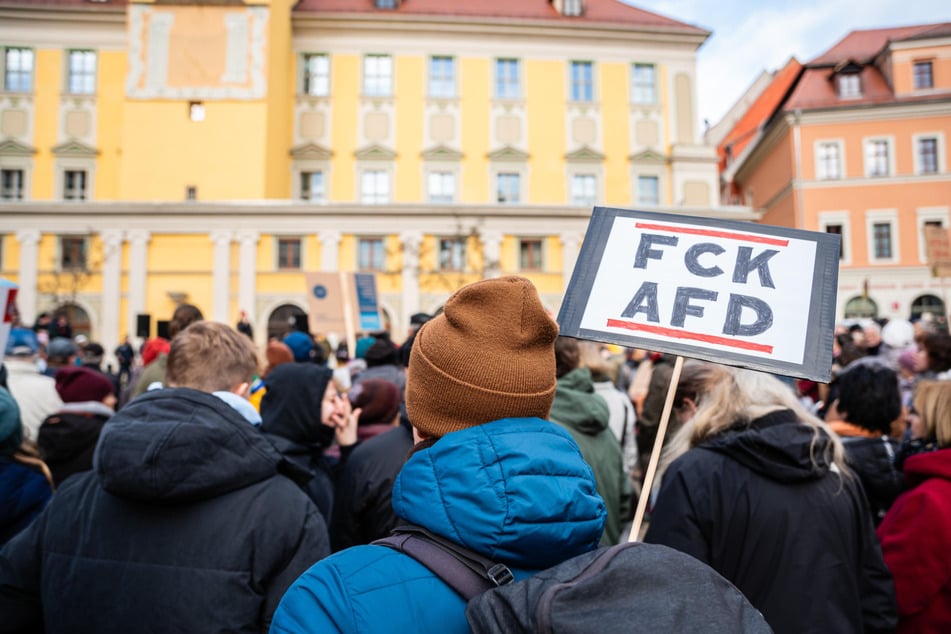 In Bautzen demonstrierten am Samstag rund 1500 Menschen gegen rechts.