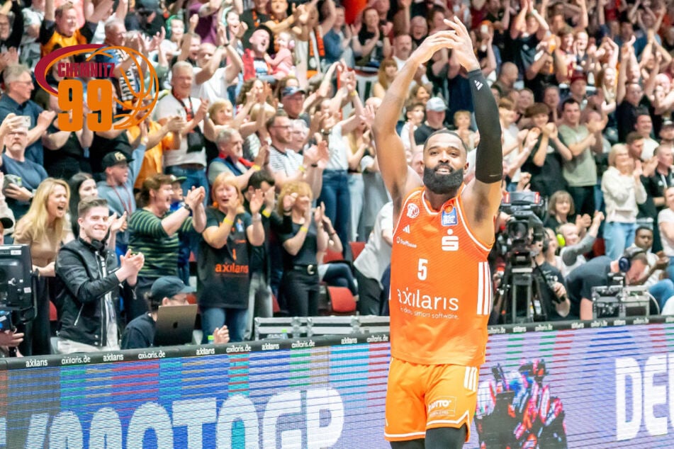 Niners-Star Davis lässt die Halle beben: "Das sind die Momente, die wir alle lieben!"