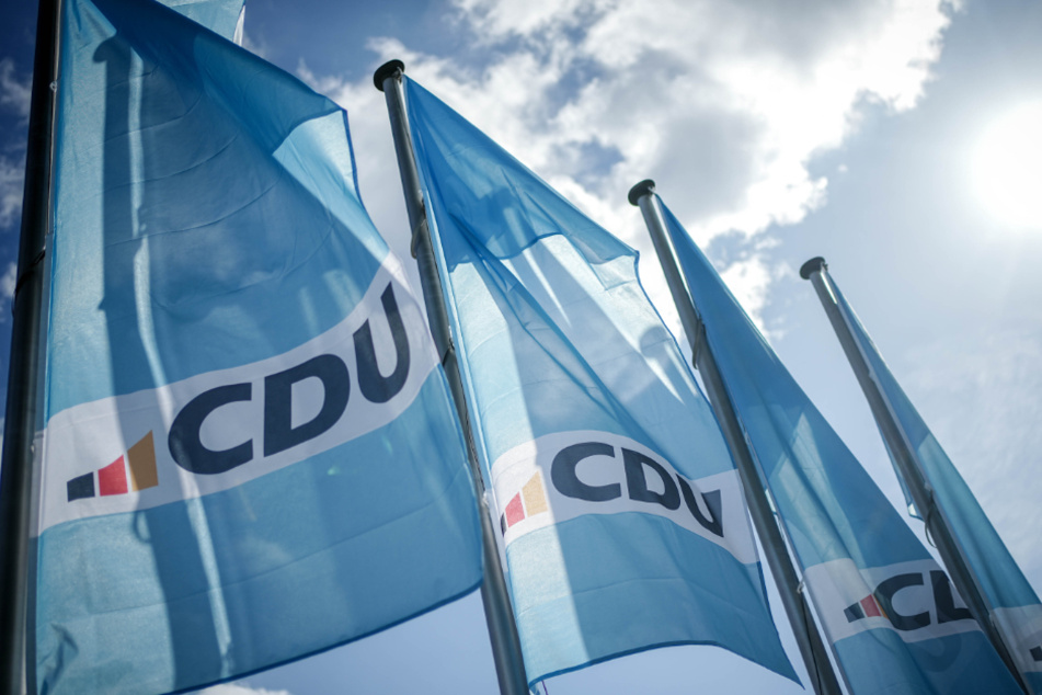 Kurz vor Europawahl: CDU will "AfD in ihre Schranken weisen"