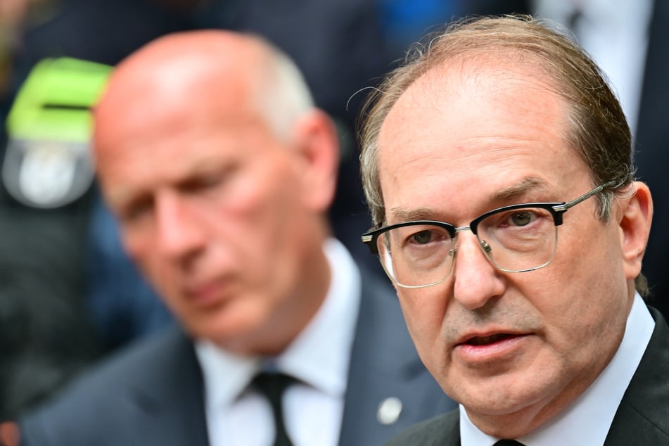 Alexander Dobrindt (56, CDU), Innenminister von Deutschland betont, dass solcherlei Anschläge eher von Einzeltätern begangen werden.