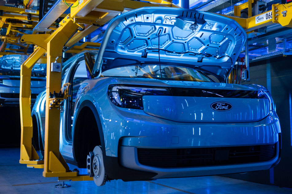 3500 Beschäftigte betroffen! Ärger bei Produktion des ersten E-Autos von Ford Europa