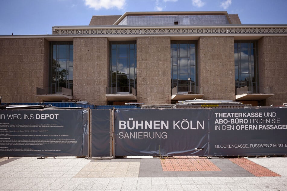 Ursprünglich sollte die Kölner Oper bereits im Jahr 2015 wiedereröffnet werden.