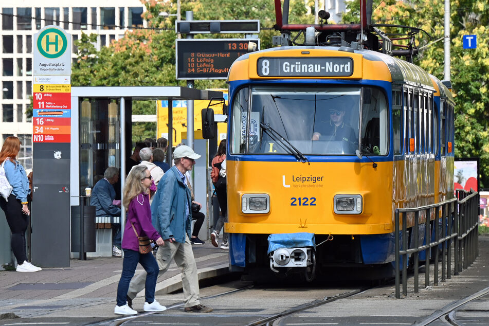 Vor 55 Jahren trafen die ersten Tatras in Leipzig ein. Die Straßenbahnen erwiesen sich als deutlicher Schritt zurück im Vergleich zu den Bahnen, die zuvor in der Messestadt eingesetzt wurden.
