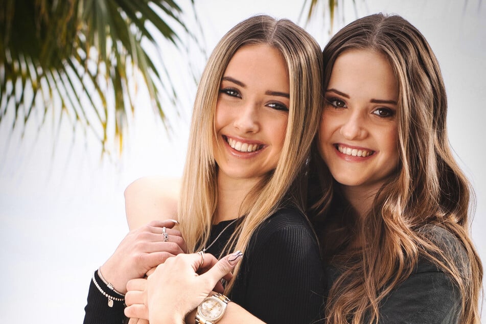 Die beiden Schwestern Shania (l.) und Davina Geiss sind sowohl vor als auch hinter den Kameras wie Pech und Schwefel. 