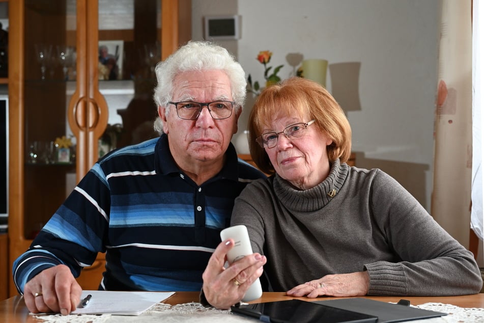Irmgard (73) und Werner Moeller (73) bekamen einen Schockanruf - und alarmierten die Polizei.