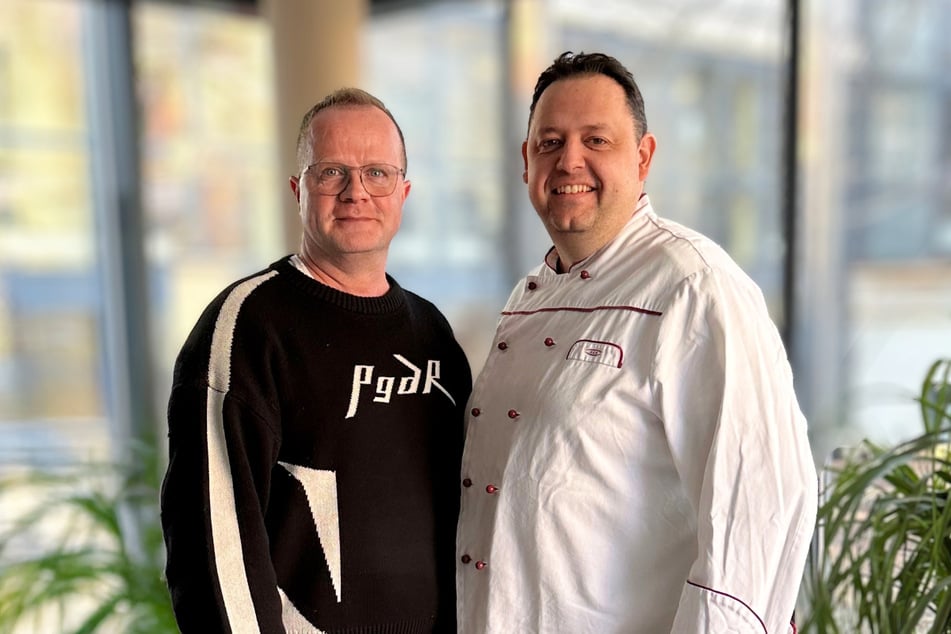 Hier sorgen der stellvertretende Einrichtungsleiter Marco Priese (l.), Gastronomieleiter Marcel Goße und ihr Team für das Wohl der Bewohner.