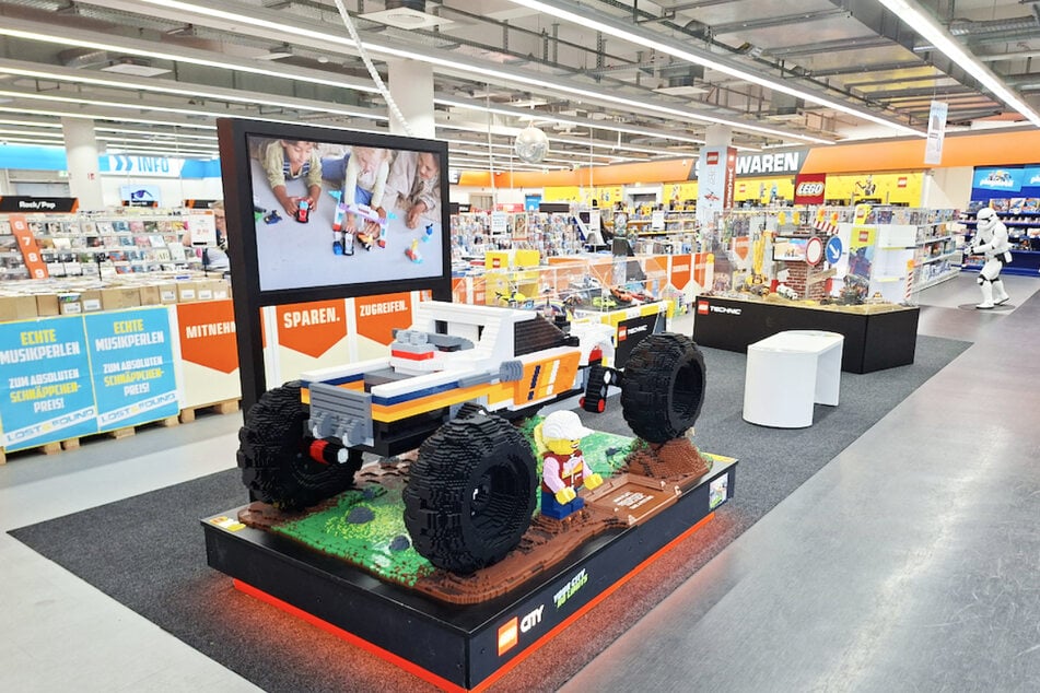 Alles neu bei MediaMarkt im Europa Center in Berlin-Charlottenburg.