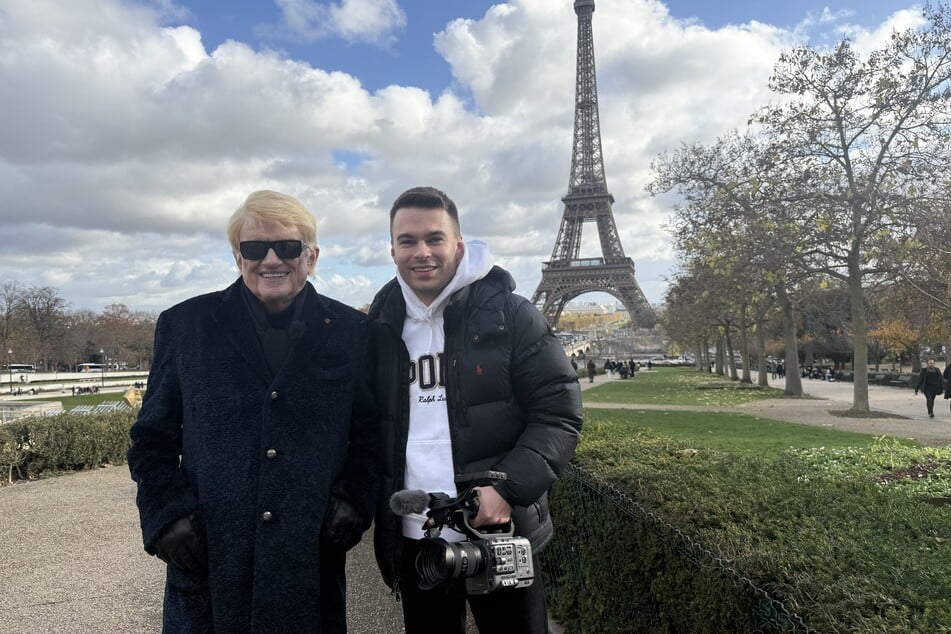 Für die vierte Folge der Doku drehte Benedict Bartsch (r.) mit Heino in Paris.