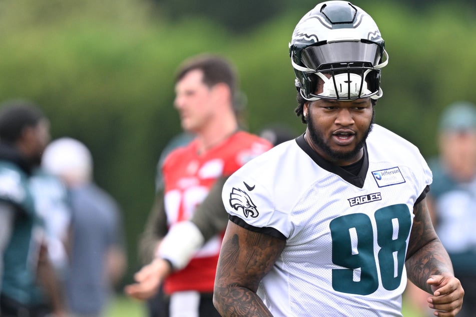 Jalen Carter is now reportedly the highest-paid defensive tackle in NFL history after signing an eye-popping new deal with the Eagles.