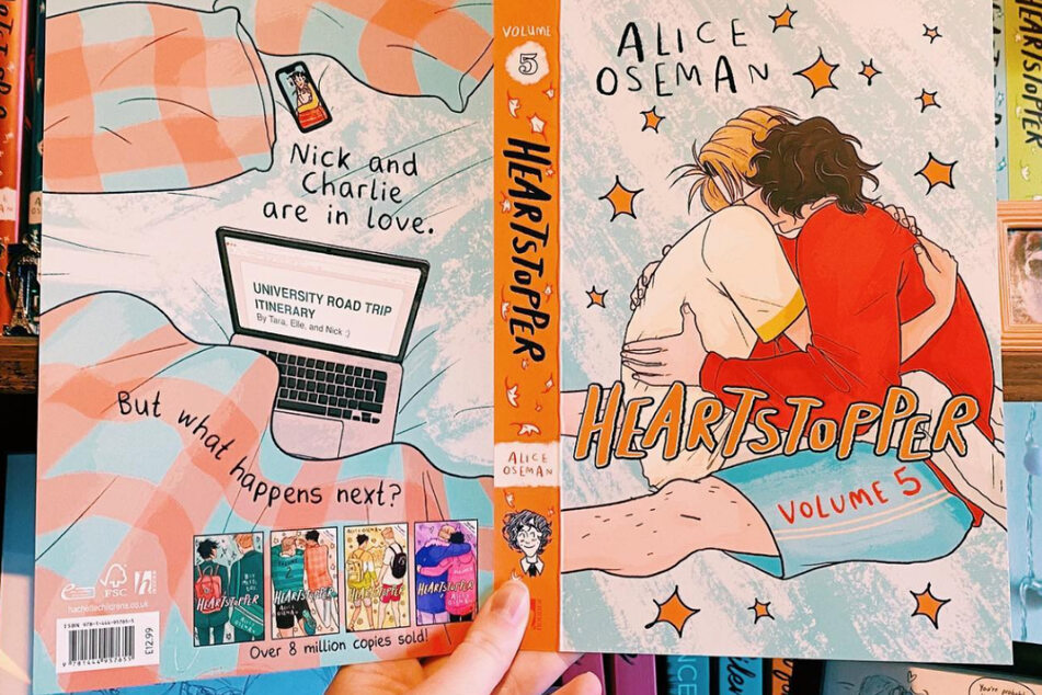 Heartstopper Volume 5 is the penultimate installment in Alice Oseman's graphic novel series.