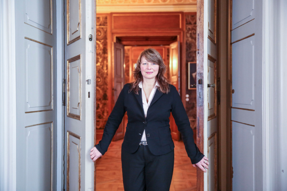 Schlossherrin Dr. Dominique Fliegler (53) hat die Ausstellung schweren Herzens abgesagt.